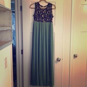 Black and green Maternity dress